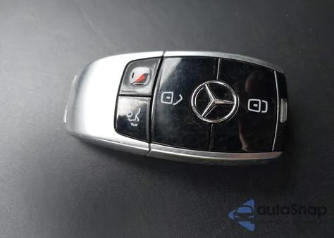 2019 Mercedes-Benz S 560 4Matic z USA, uszkodzony, nr VIN WDDUG8GB2KA449542